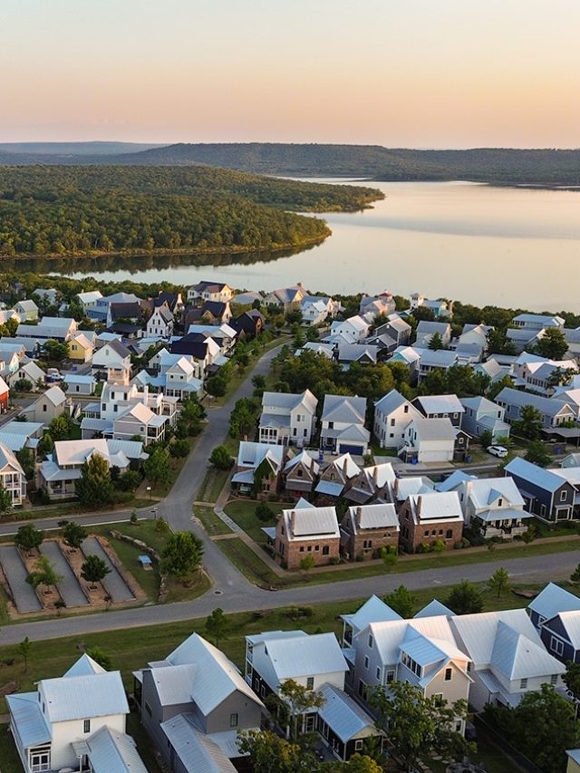 Sunset aerial view of Carlton Landing, Oklahoma on Lake Eufaula displaying the beautiful Carlton Landing homes and lake.